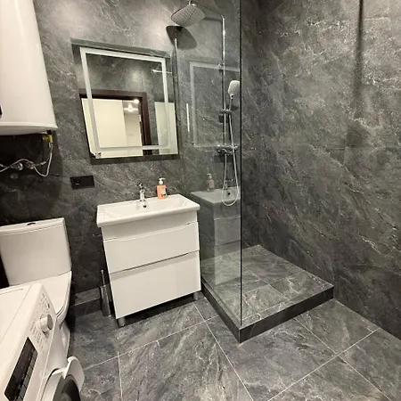 у львові на вулиці під голоском 15б 110 з чудовим видом на місто Lägenhet